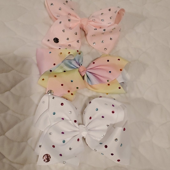 3 Jojo Siwa bows - Picture 1 of 4
